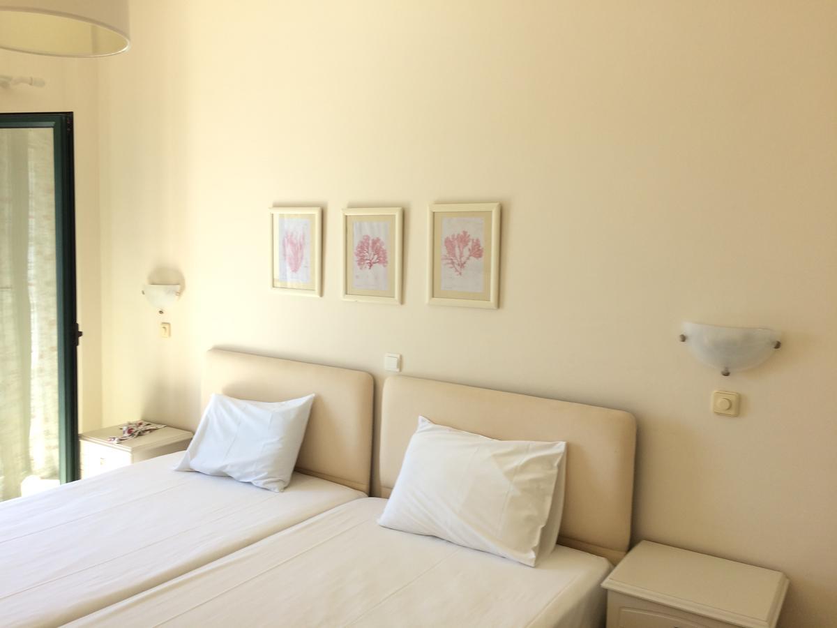 Les Sirenes Kardamili Hotel Kültér fotó